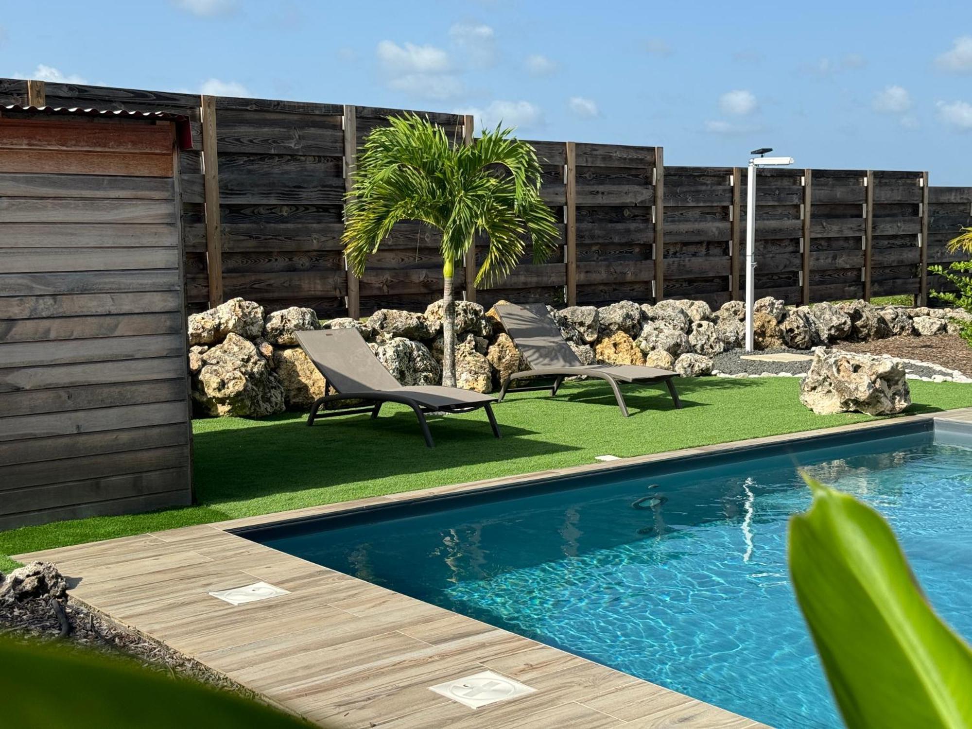 Nakolodge - 2 Chambres -Piscine Et Jardin Privatifs Sainte-Anne  Exterior foto